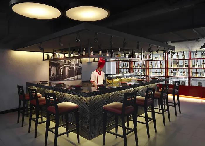 曼谷中庭美爵酒店 5* 曼谷