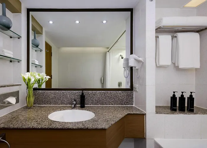 Grand Mercure Atrium 5*